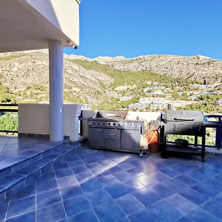 Вилла Vip Hills *